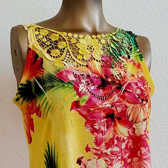 Yellow embroidered blouse - Picture 2 of 6